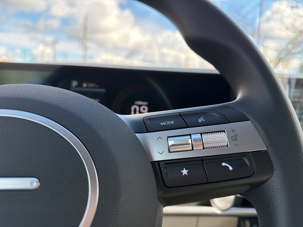 New 2026 Hyundai Tucson SEL image 32