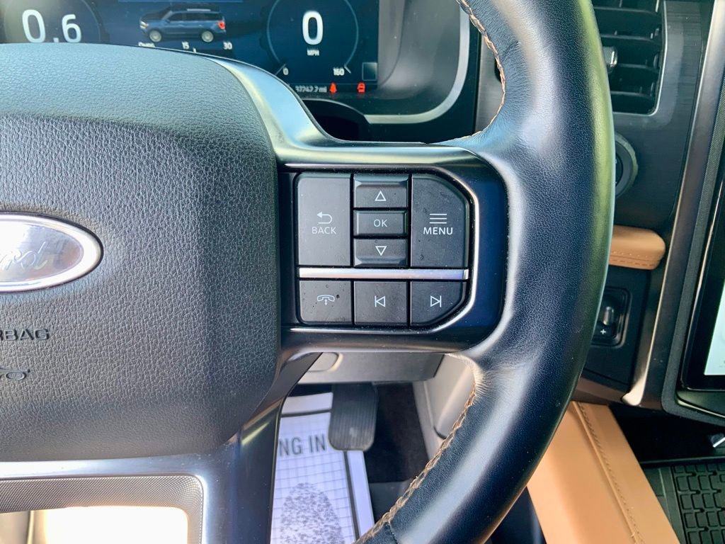 Used 2023 Ford Expedition Platinum AWD/4WD image 24