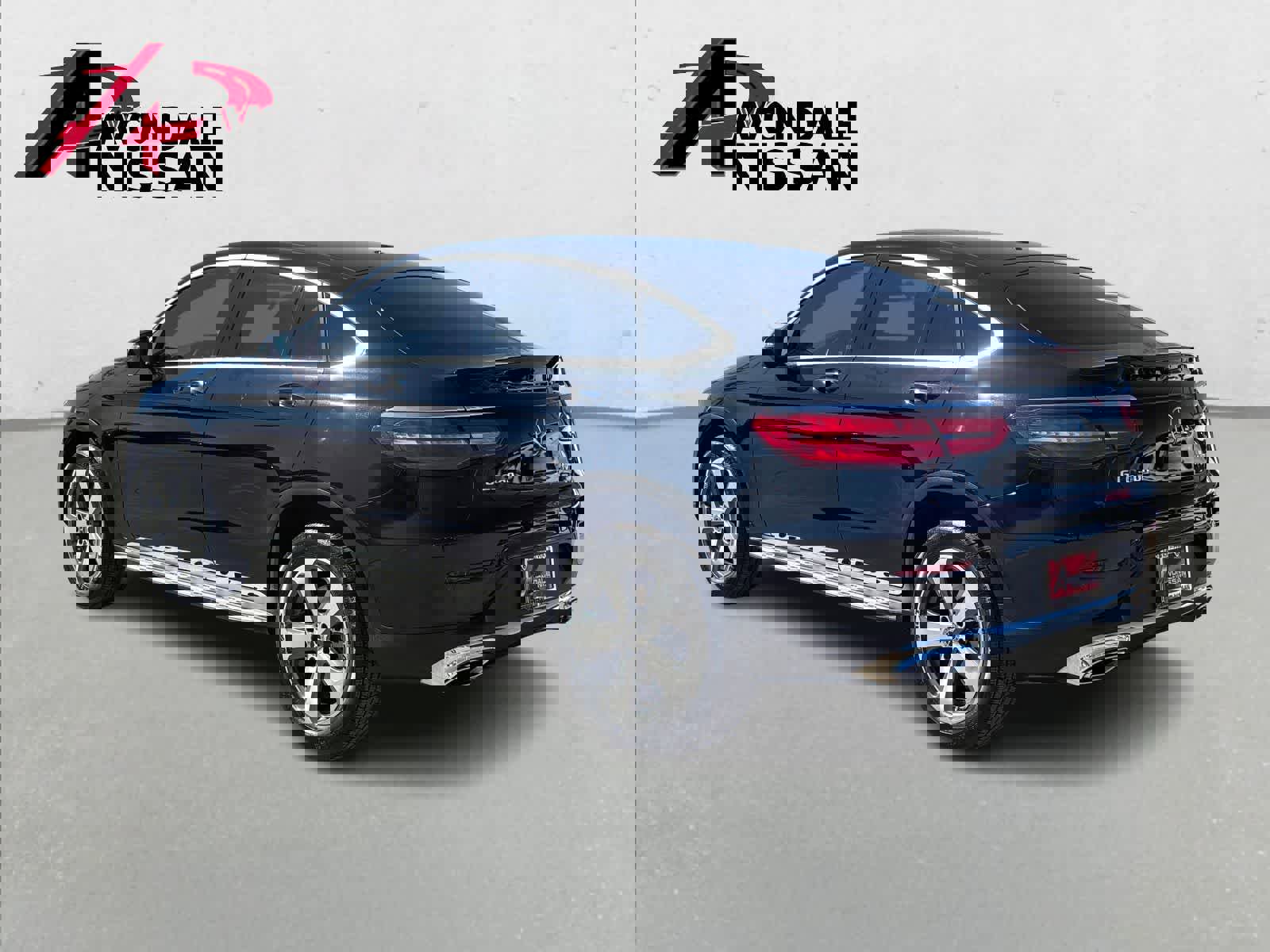 Used 2018 Mercedes-Benz GLC 300 4MATIC Coupe image 4