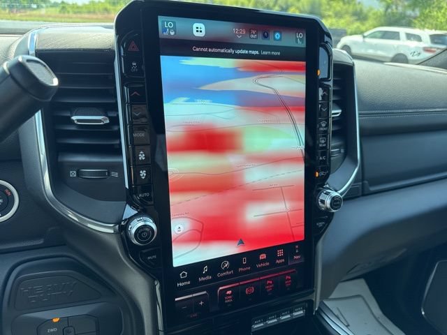 New 2026 RAM 2500 Laramie AWD/4WD image 19