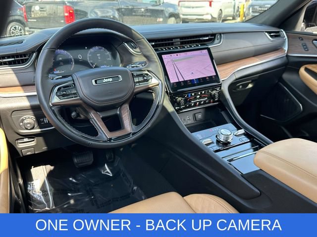 Used 2025 Jeep Grand Cherokee L Summit w/ Advanced Protech Group IV AWD/4WD image 2