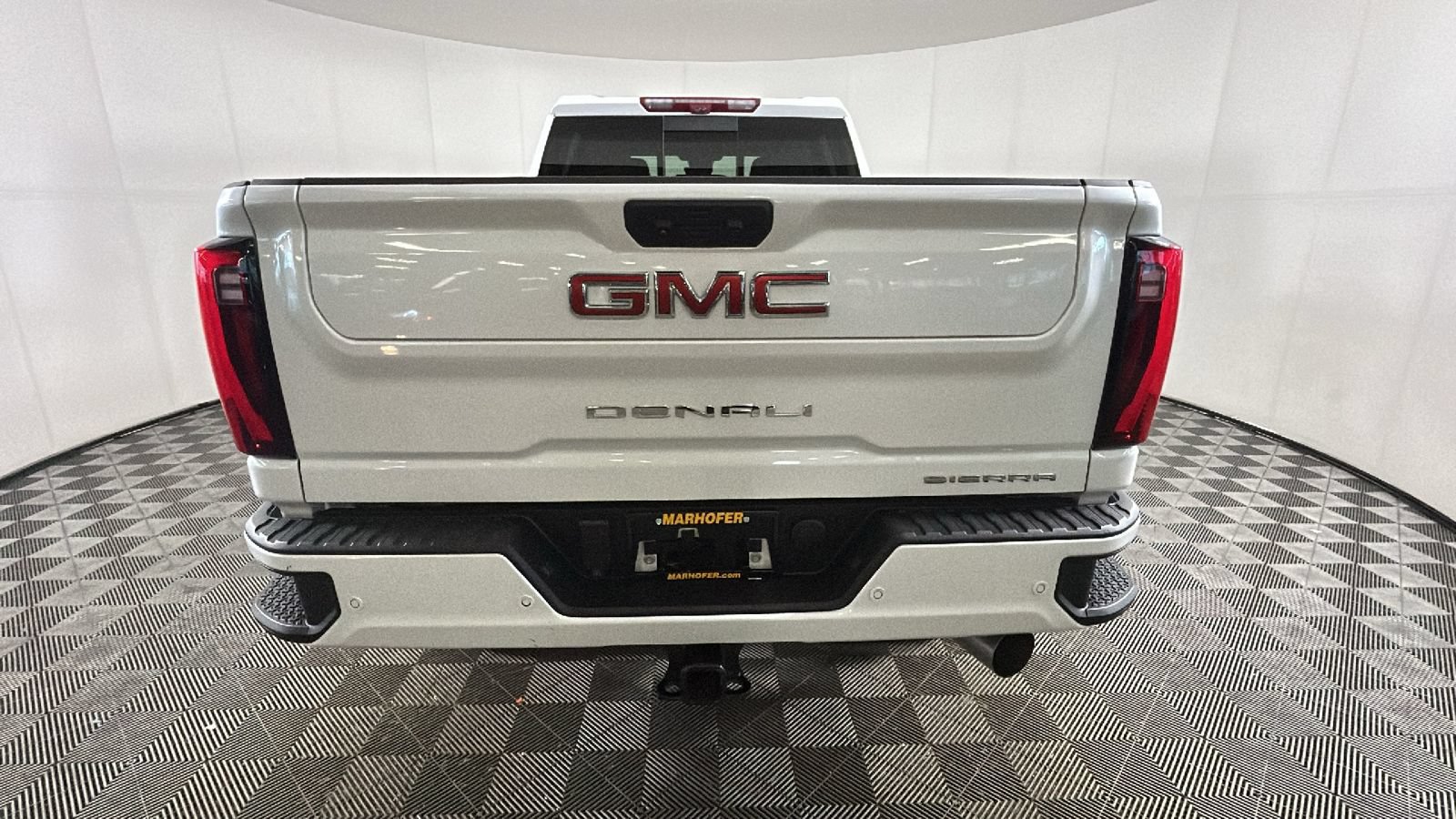 Used 2024 GMC Sierra 2500 Denali w/ Denali Reserve Package AWD/4WD video 4