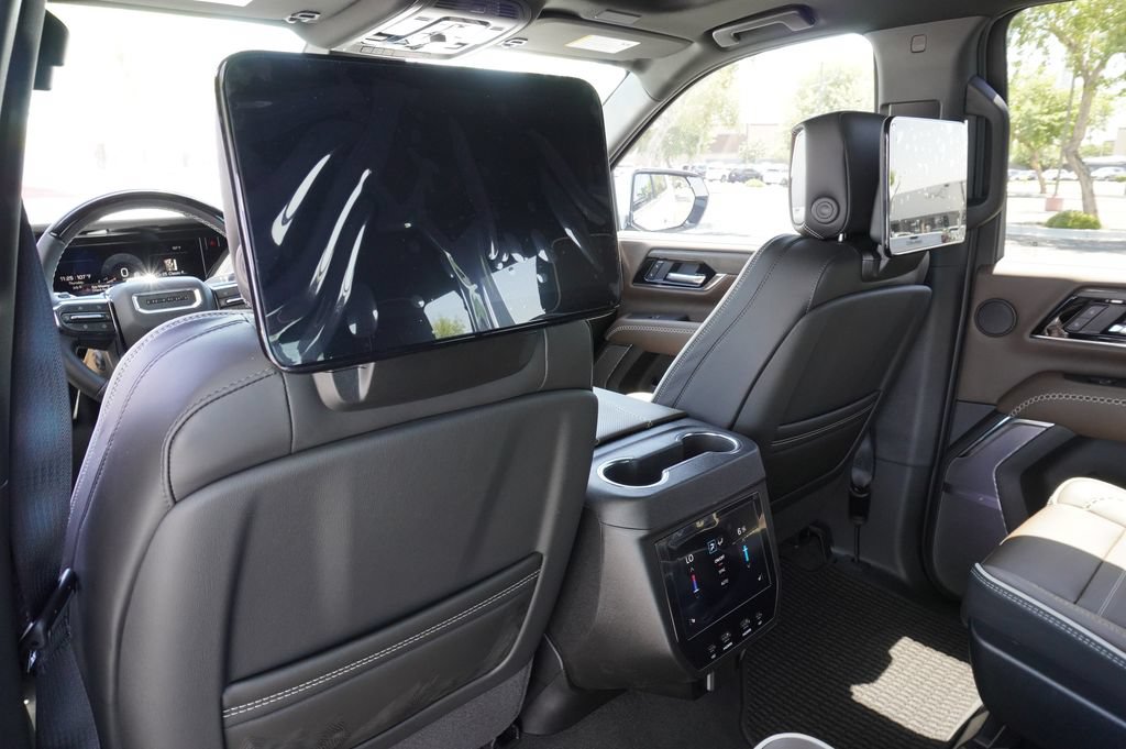 New 2026 GMC Yukon XL Denali Ultimate AWD/4WD image 11