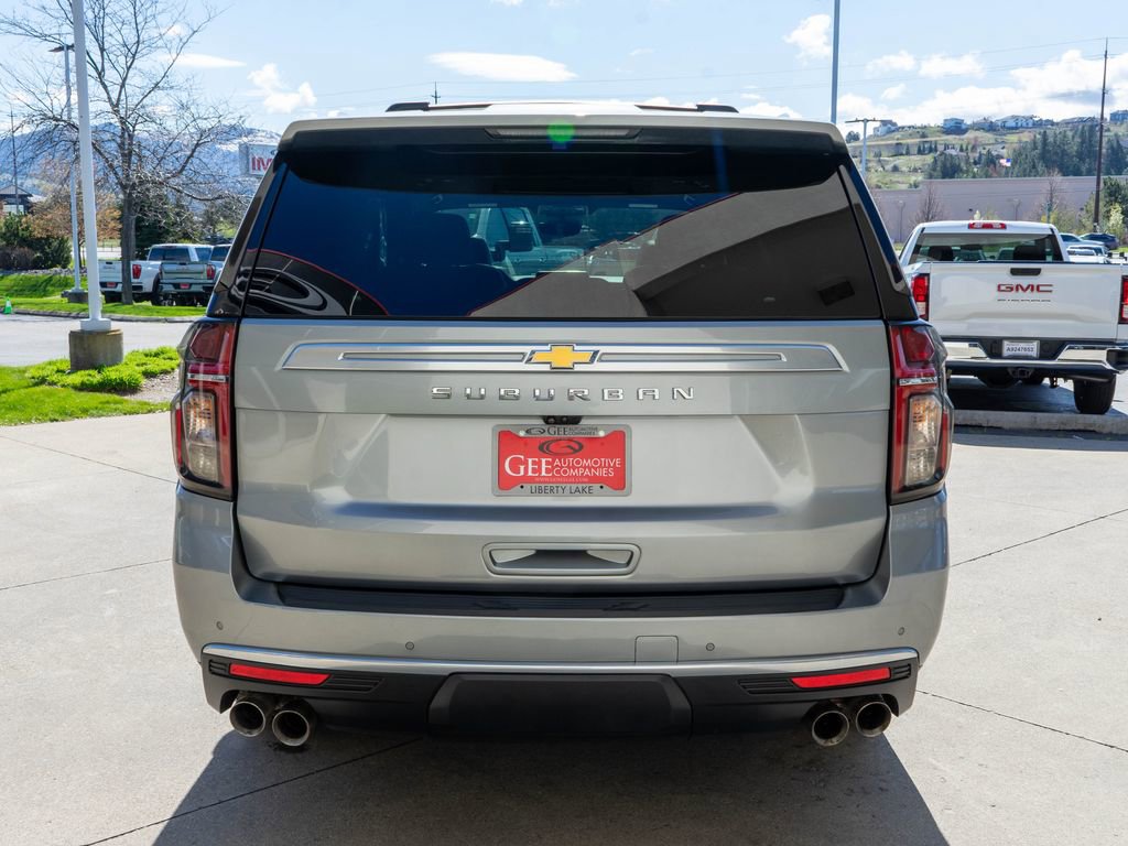Used 2024 Chevrolet Suburban High Country image 6