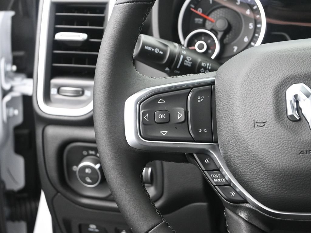 New 2026 RAM 1500 Big Horn AWD/4WD image 30