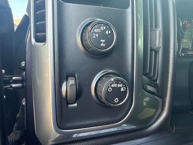 Used 2015 Chevrolet Silverado 1500 LT AWD/4WD image 17