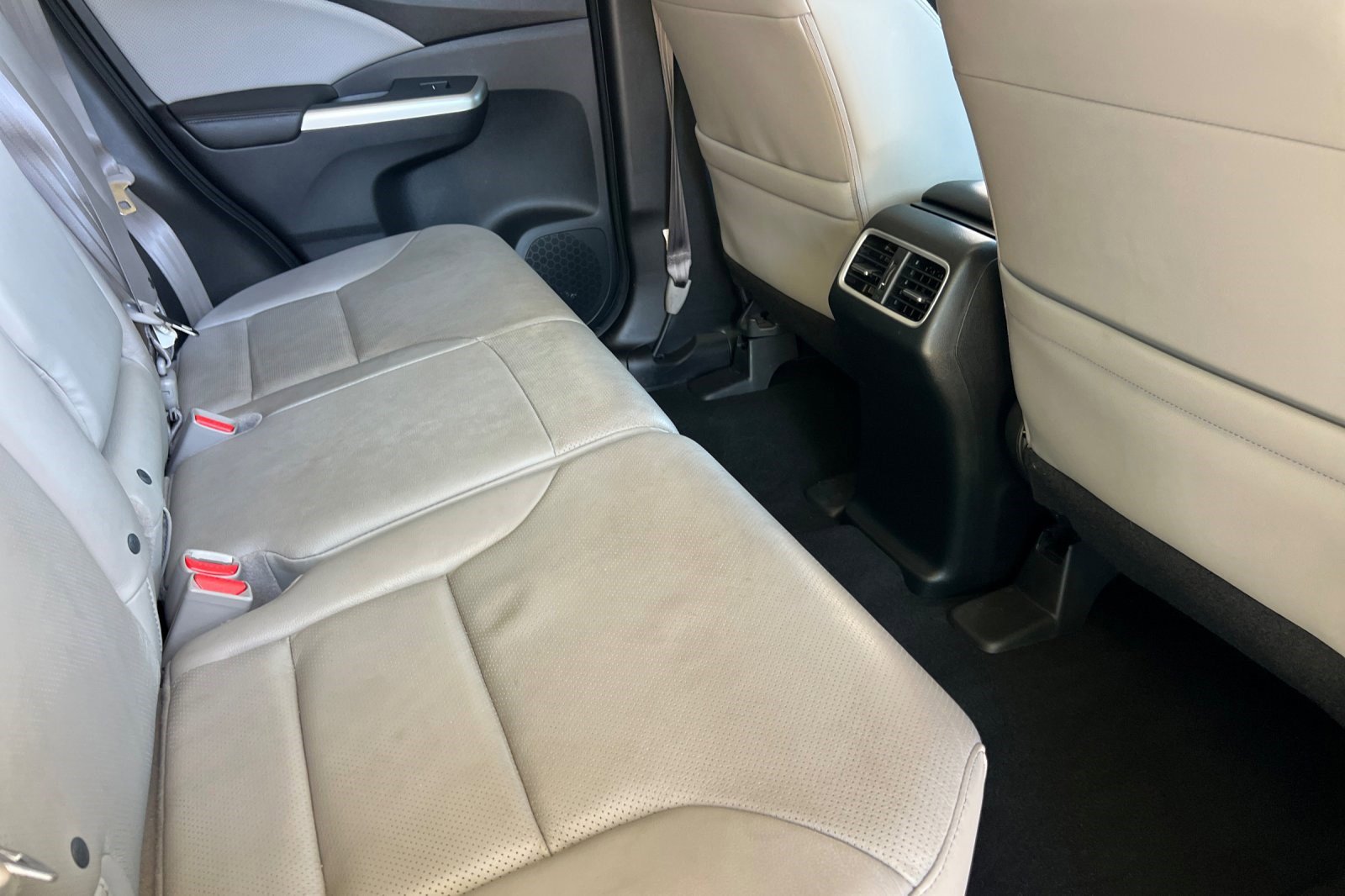 Used 2016 Honda CR-V EX-L image 29