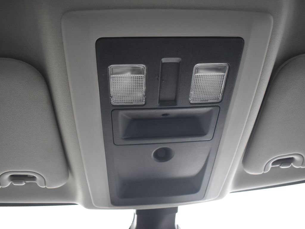 Used 2022 RAM 1500 Classic SLT image 23