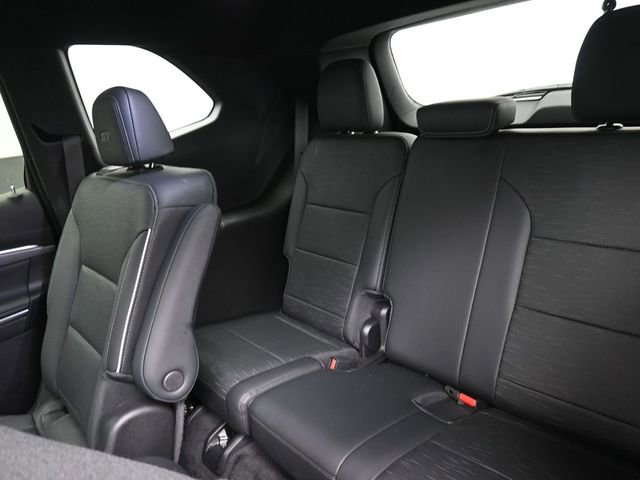 Used 2025 Buick Enclave Sport Touring FWD image 19