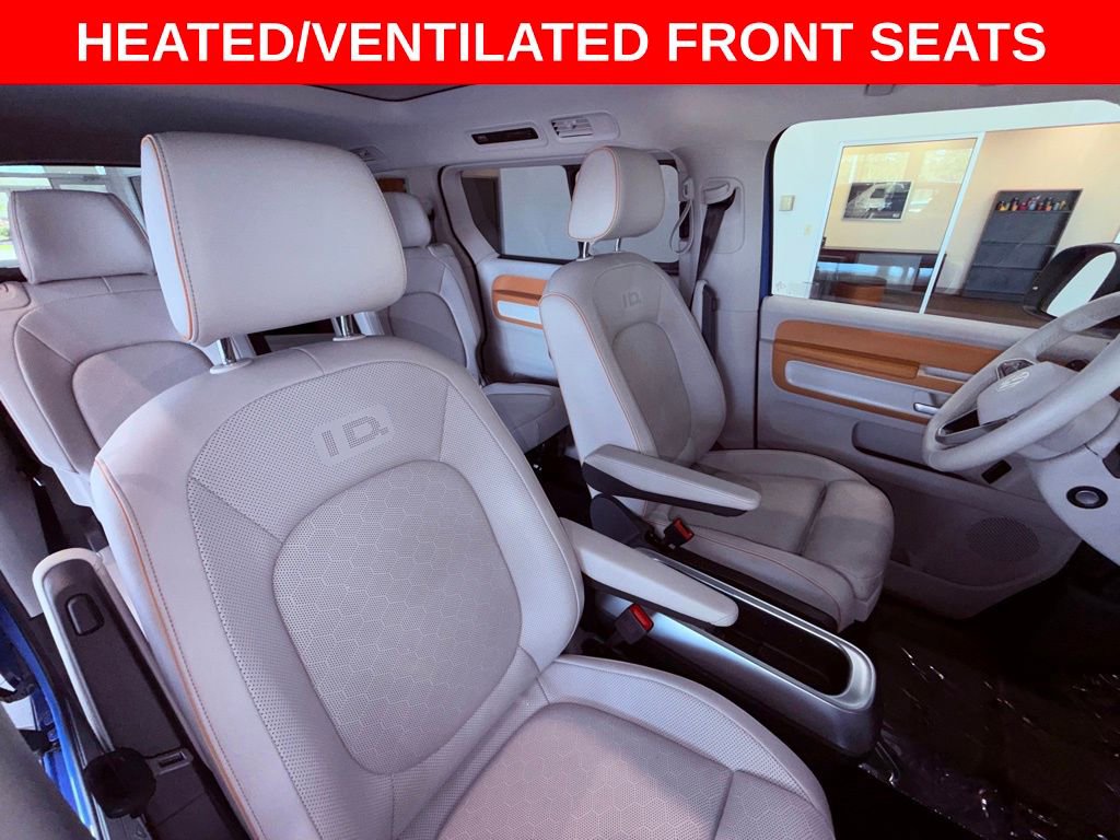 Used 2025 Volkswagen ID. Buzz 1st Edition image 13