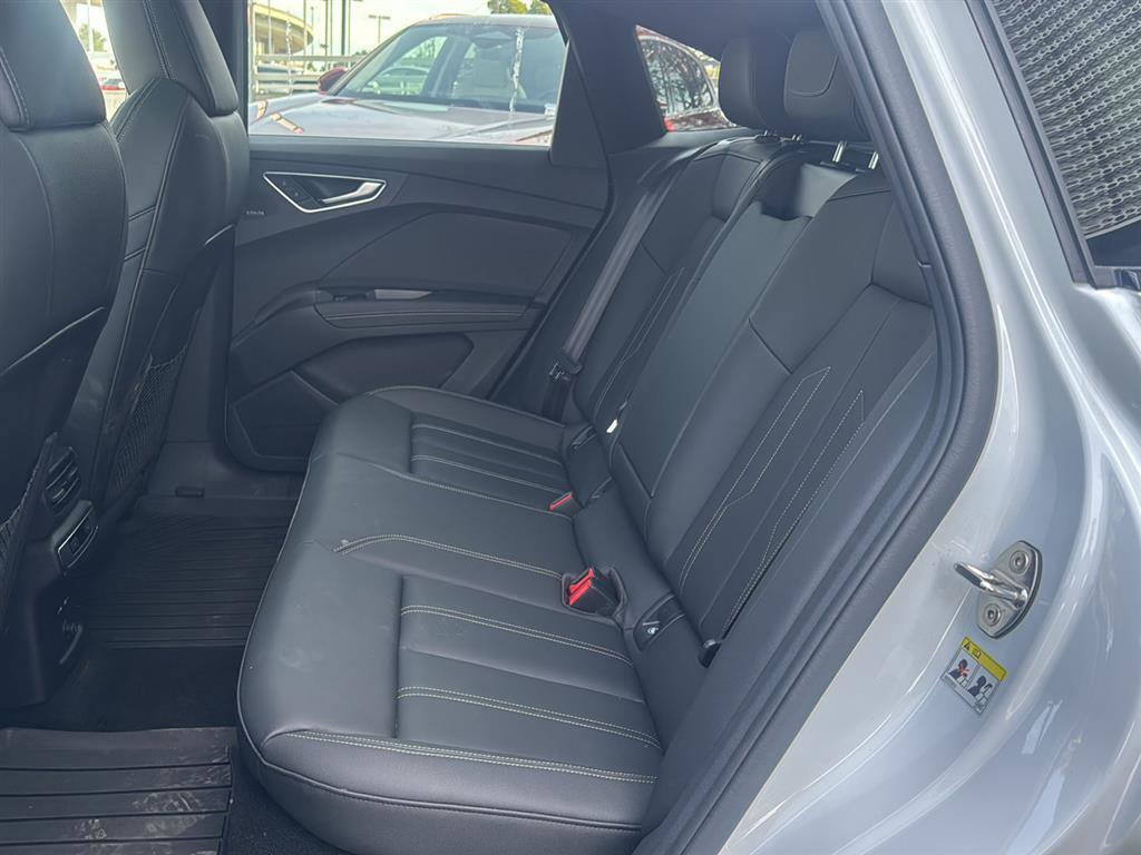 Certified 2025 Audi Q4 e-tron Premium Plus w/ Premium Plus image 14