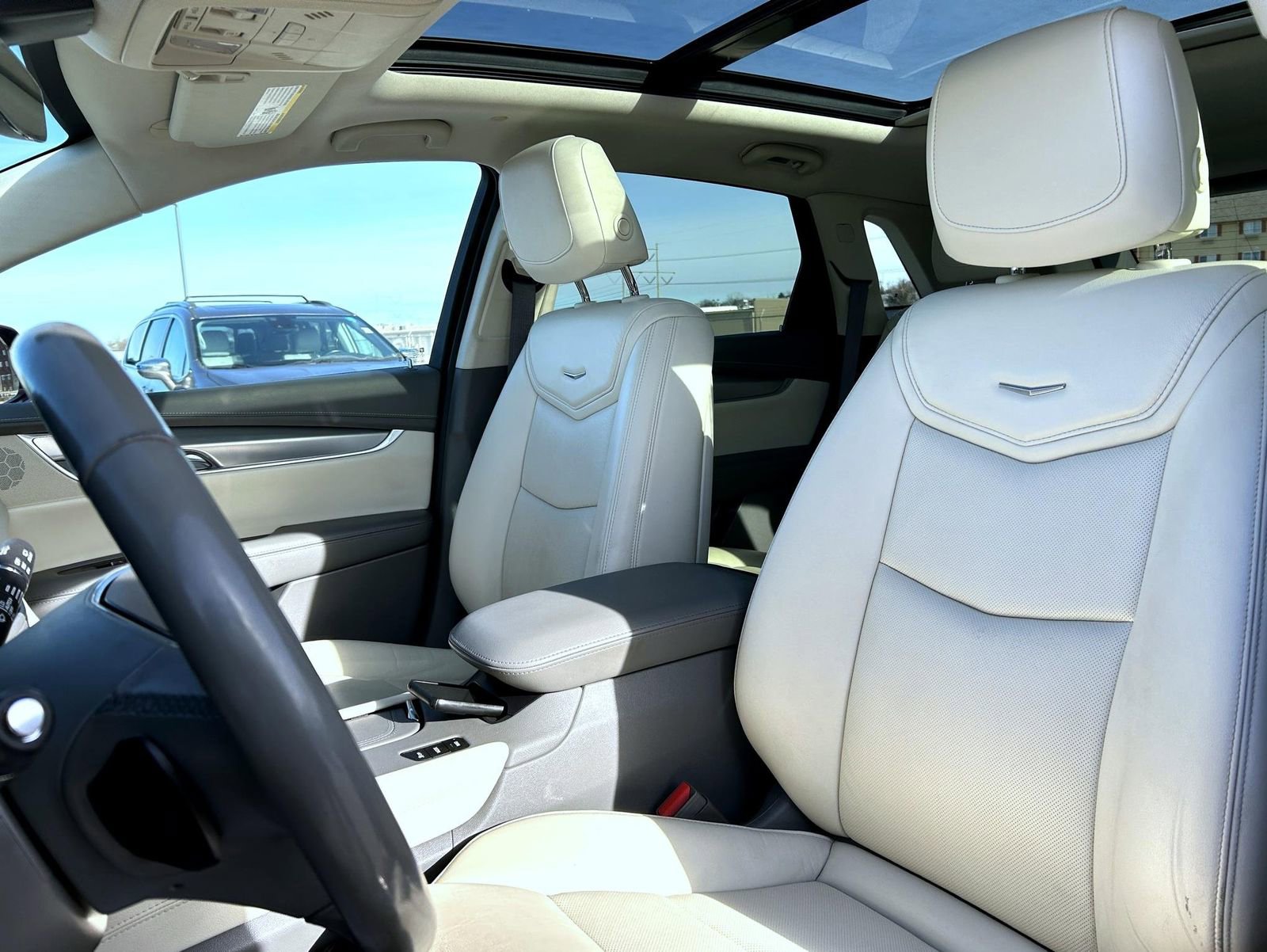 Used 2019 Cadillac XT5 Luxury image 17