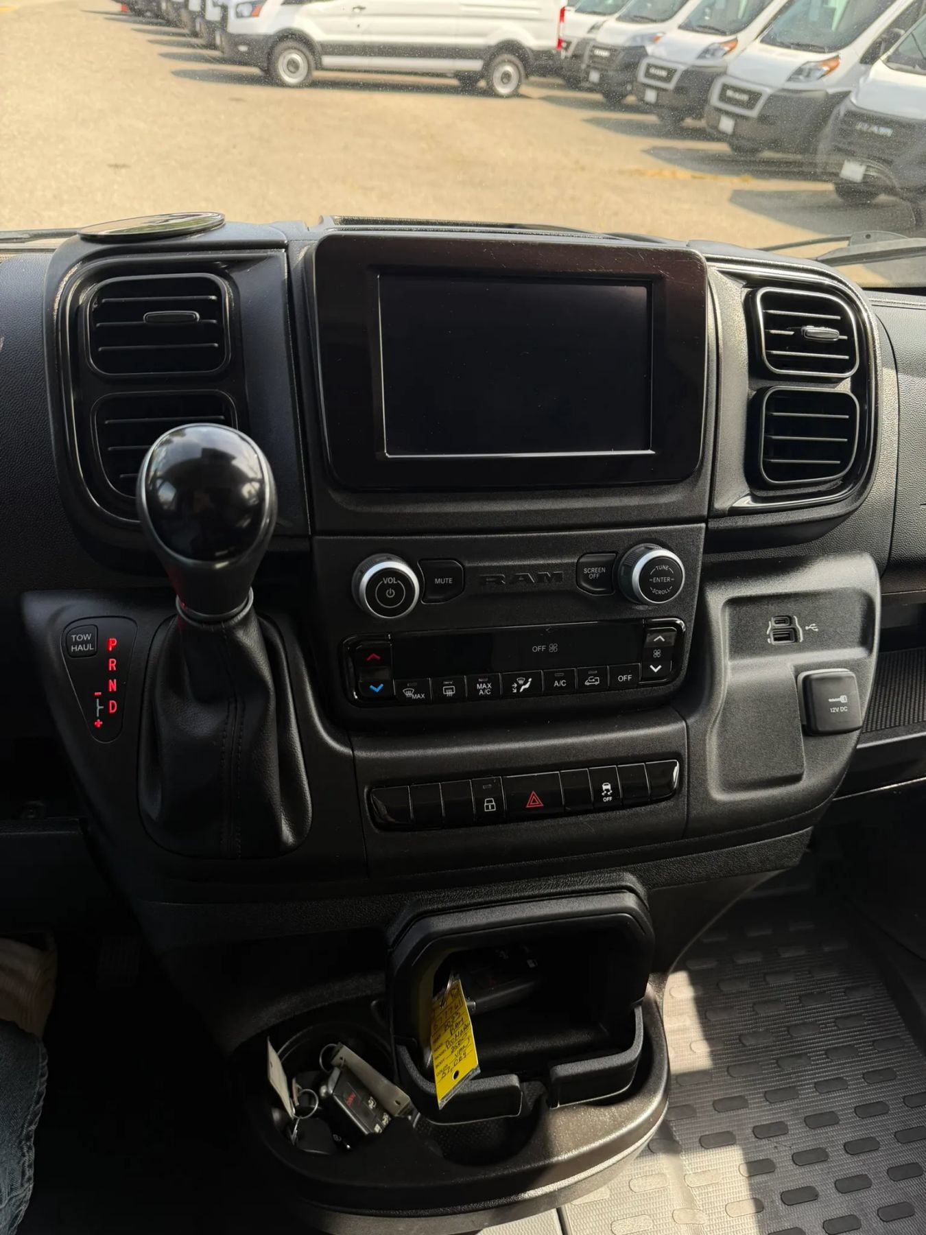 Used 2023 RAM ProMaster 2500 FWD image 31
