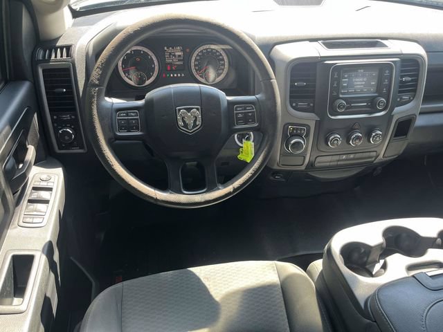 Used 2017 RAM 1500 Express RWD image 16