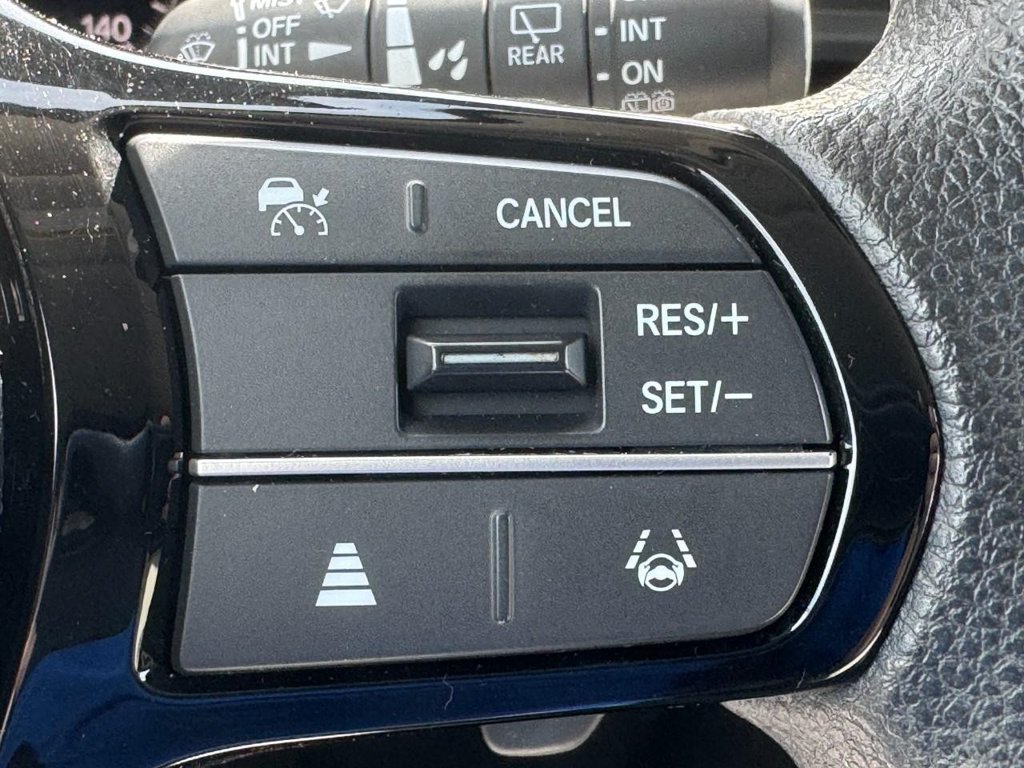 Used 2023 Honda Pilot LX image 27