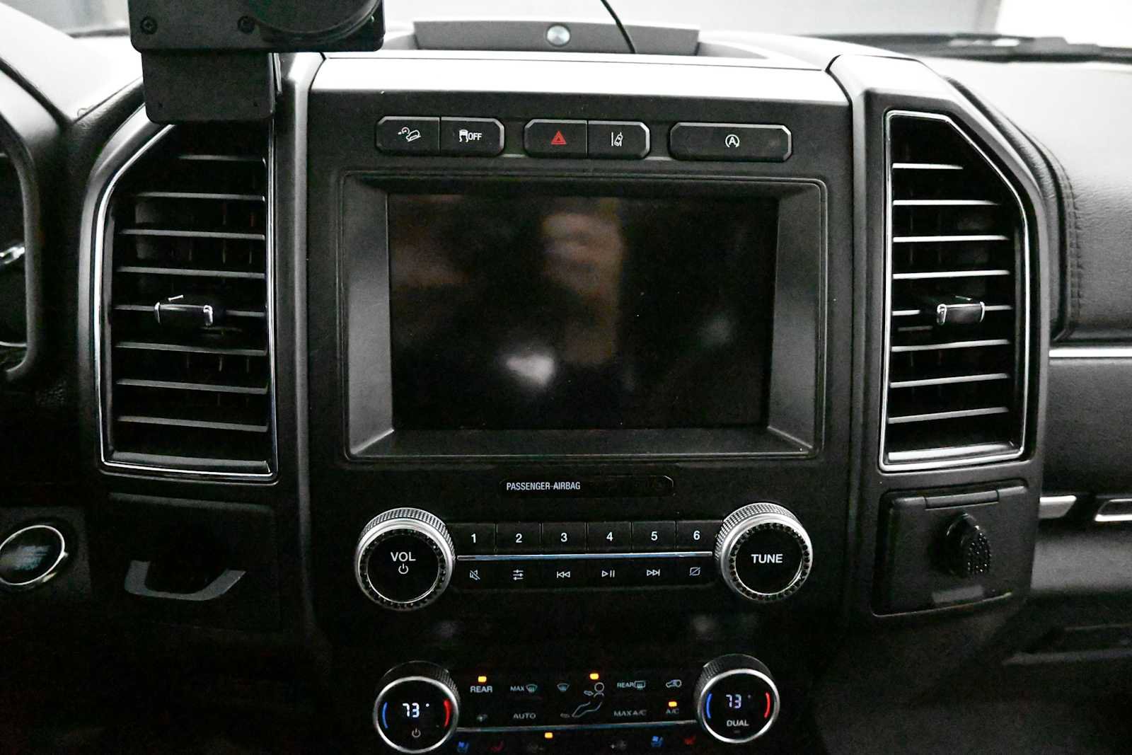 Used 2019 Ford Expedition Max Limited w/ Equipment Group 301A AWD/4WD image 18