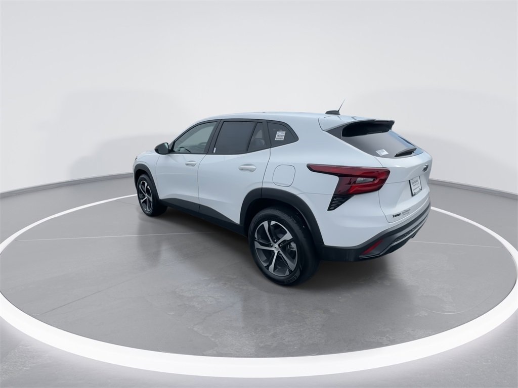 New 2026 Chevrolet Trax RS w/ Driver Confidence Package image 6