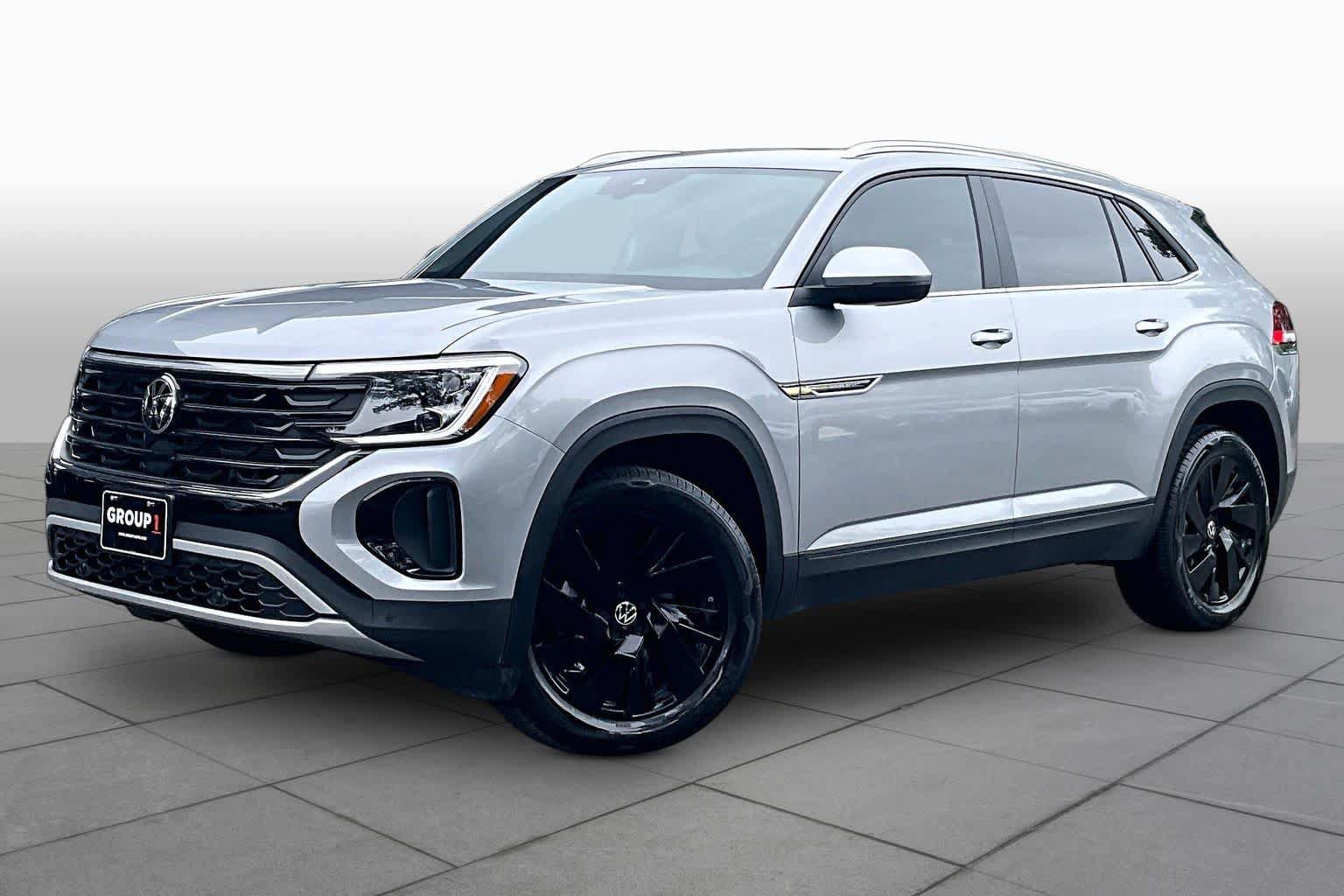 Certified 2026 Volkswagen Atlas Cross Sport SE FWD image 1