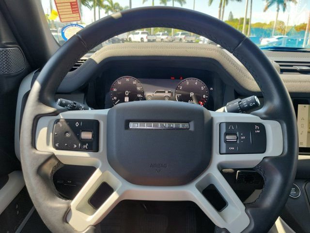 Used 2023 Land Rover Defender 110 SE AWD/4WD image 18