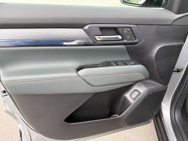 New 2026 GMC Terrain AT4 w/ Convenience Package III AWD/4WD image 15