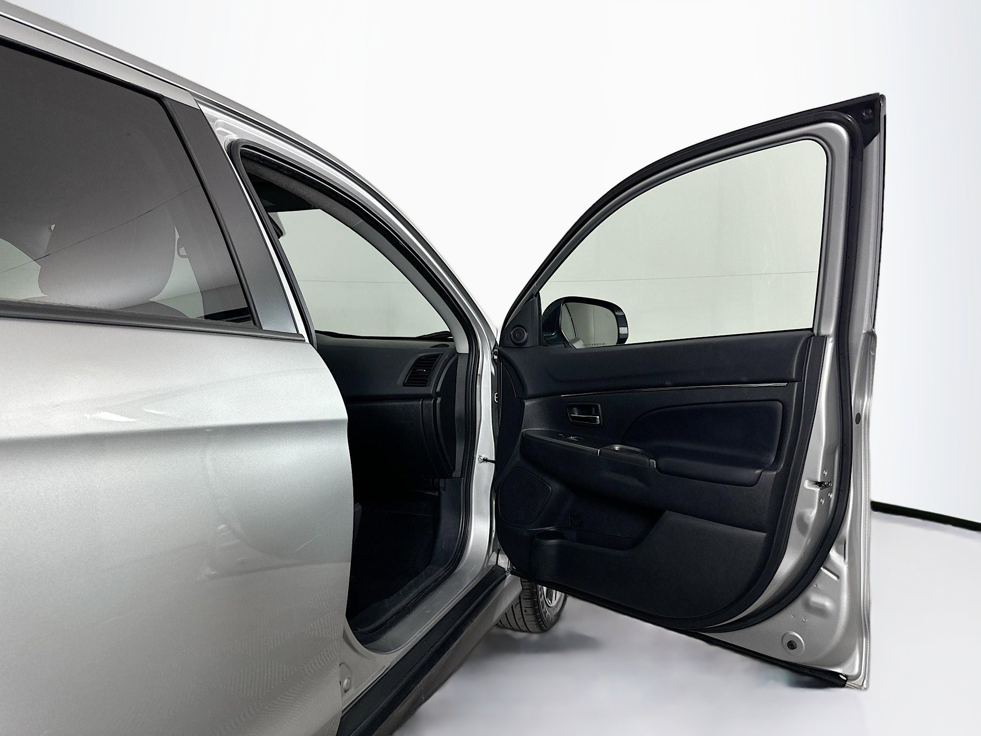 Used 2024 Mitsubishi Outlander Sport SE image 30