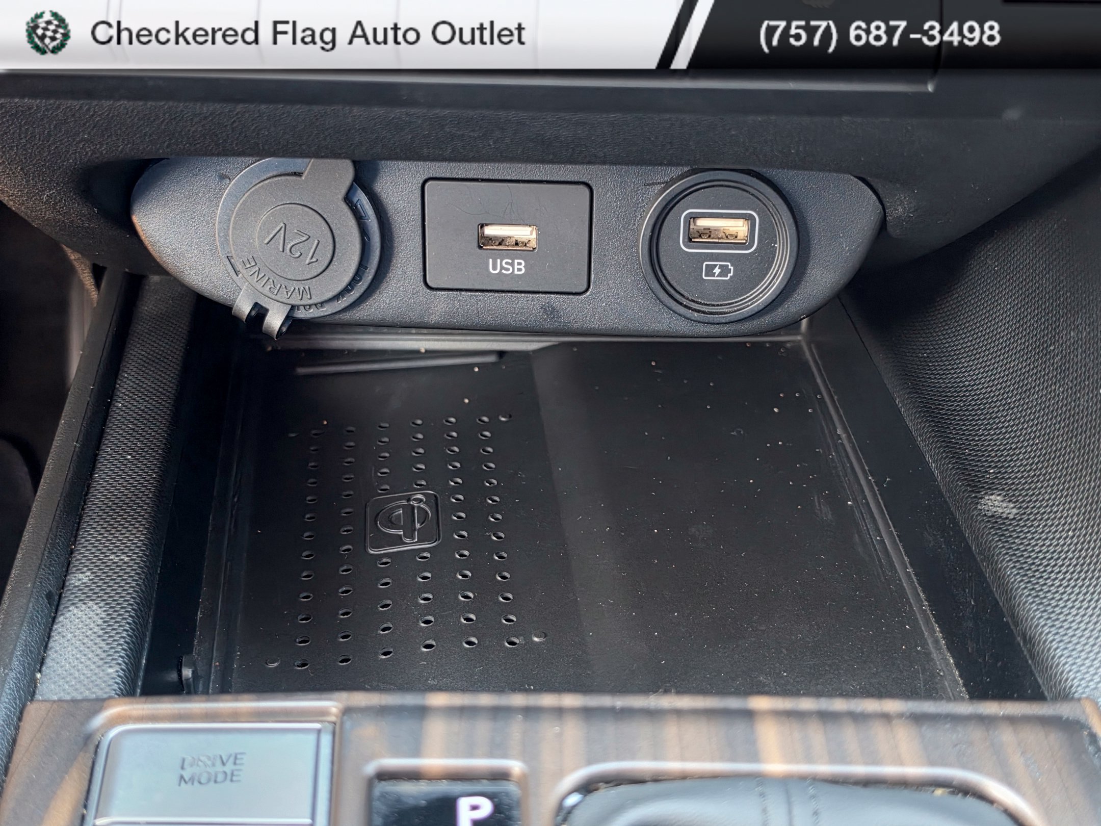 Used 2022 Hyundai Elantra SEL w/ Convenience Package FWD image 25