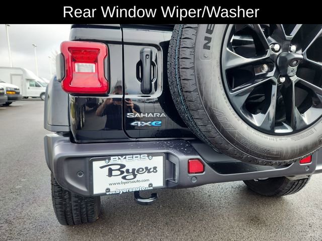 Used 2025 Jeep Wrangler Sahara 4xe w/ Safety Group image 31