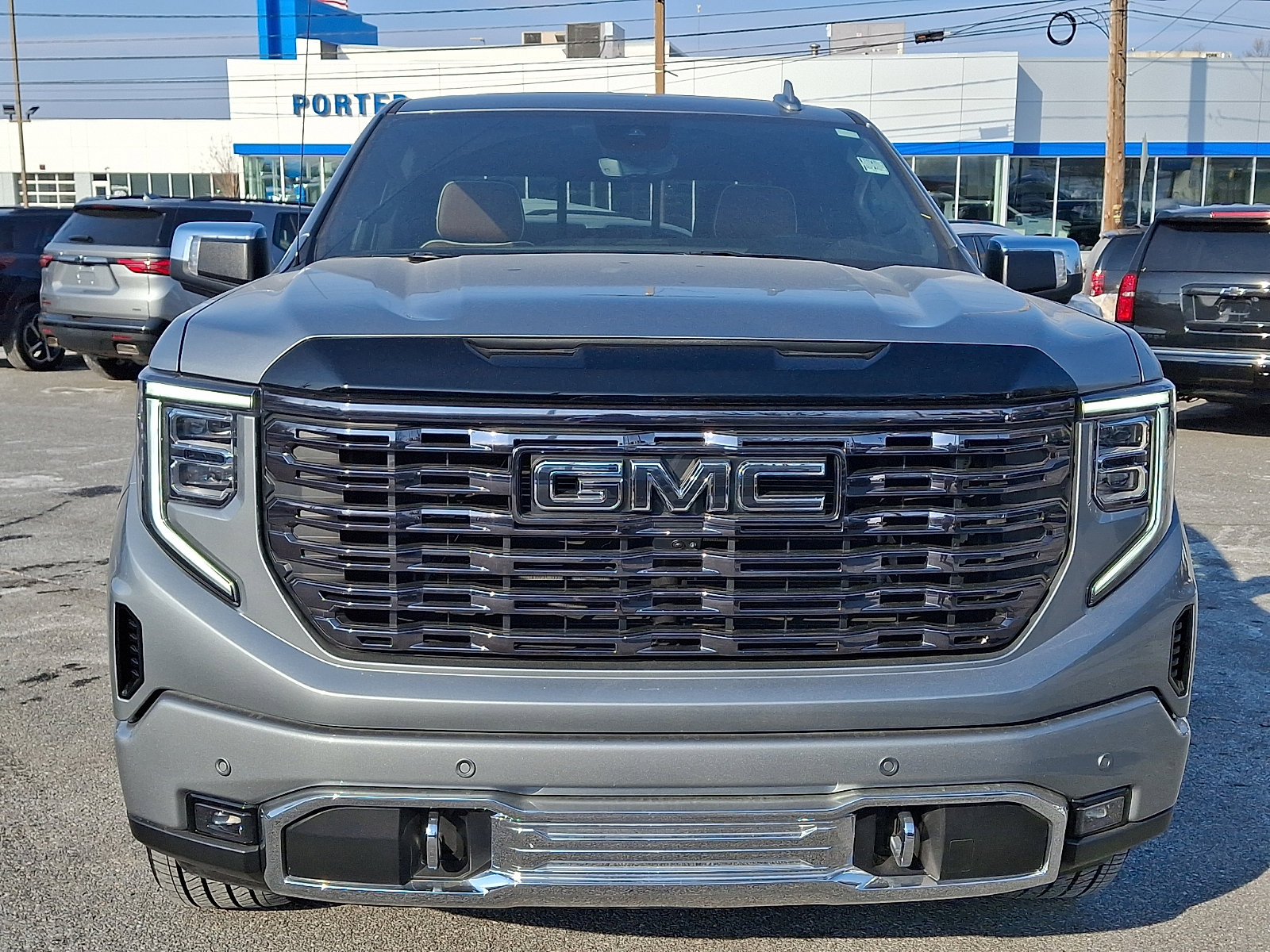 Used 2025 GMC Sierra 1500 Denali Ultimate image 2