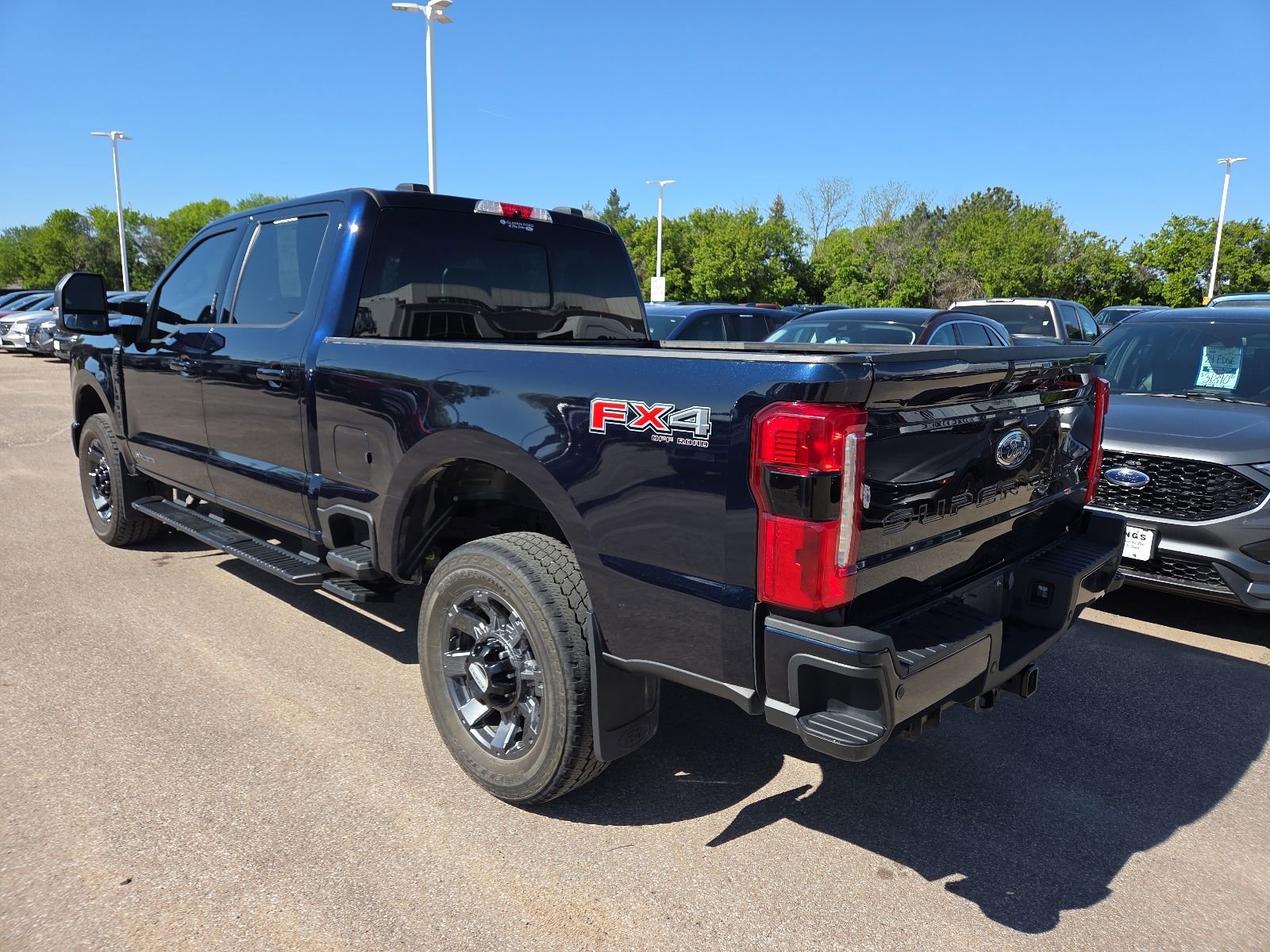 Used 2023 Ford F350 Lariat w/ Sport Appearance Package AWD/4WD image 3