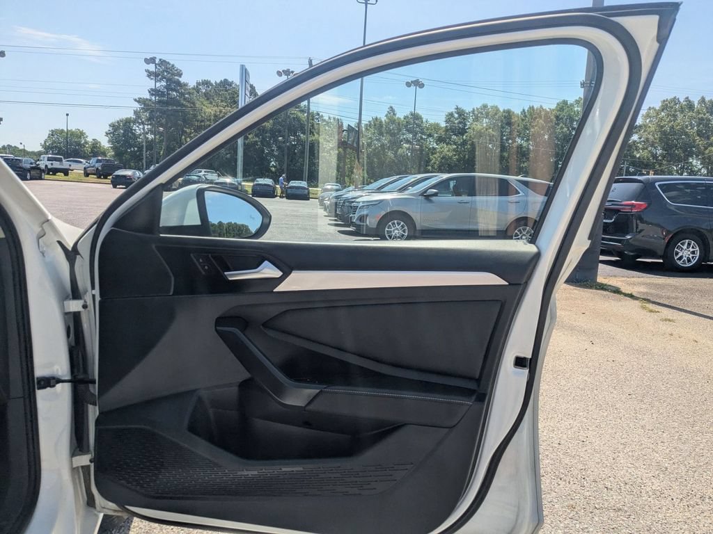 Used 2024 Volkswagen Jetta S FWD image 32