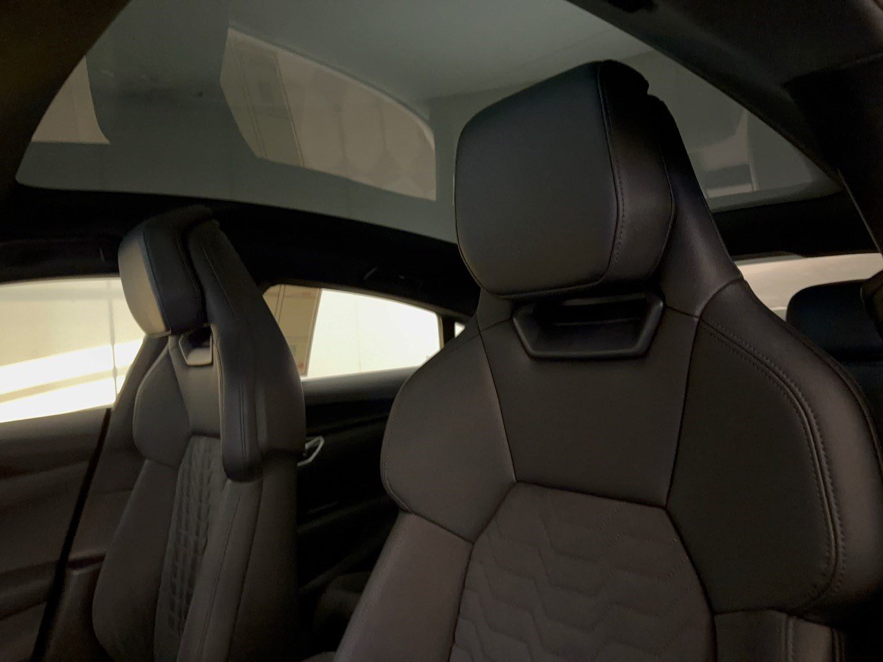 Certified 2023 Audi e-tron GT Premium Plus AWD/4WD image 27