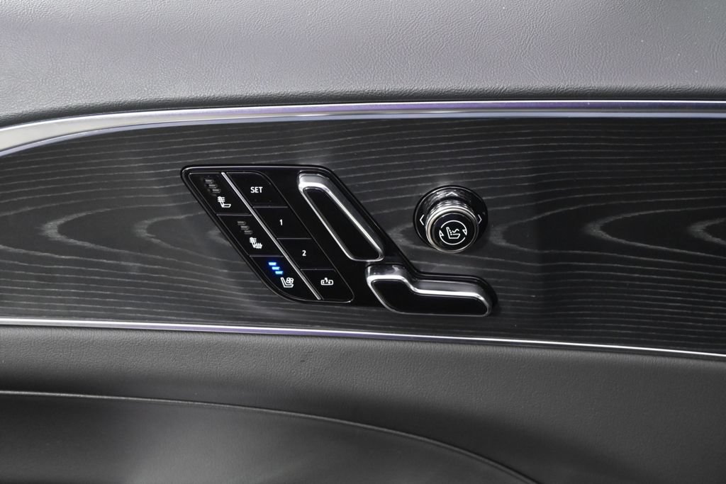 New 2026 Cadillac Lyriq Premium Luxury w/ LPO, Floor Liner Package AWD/4WD image 14