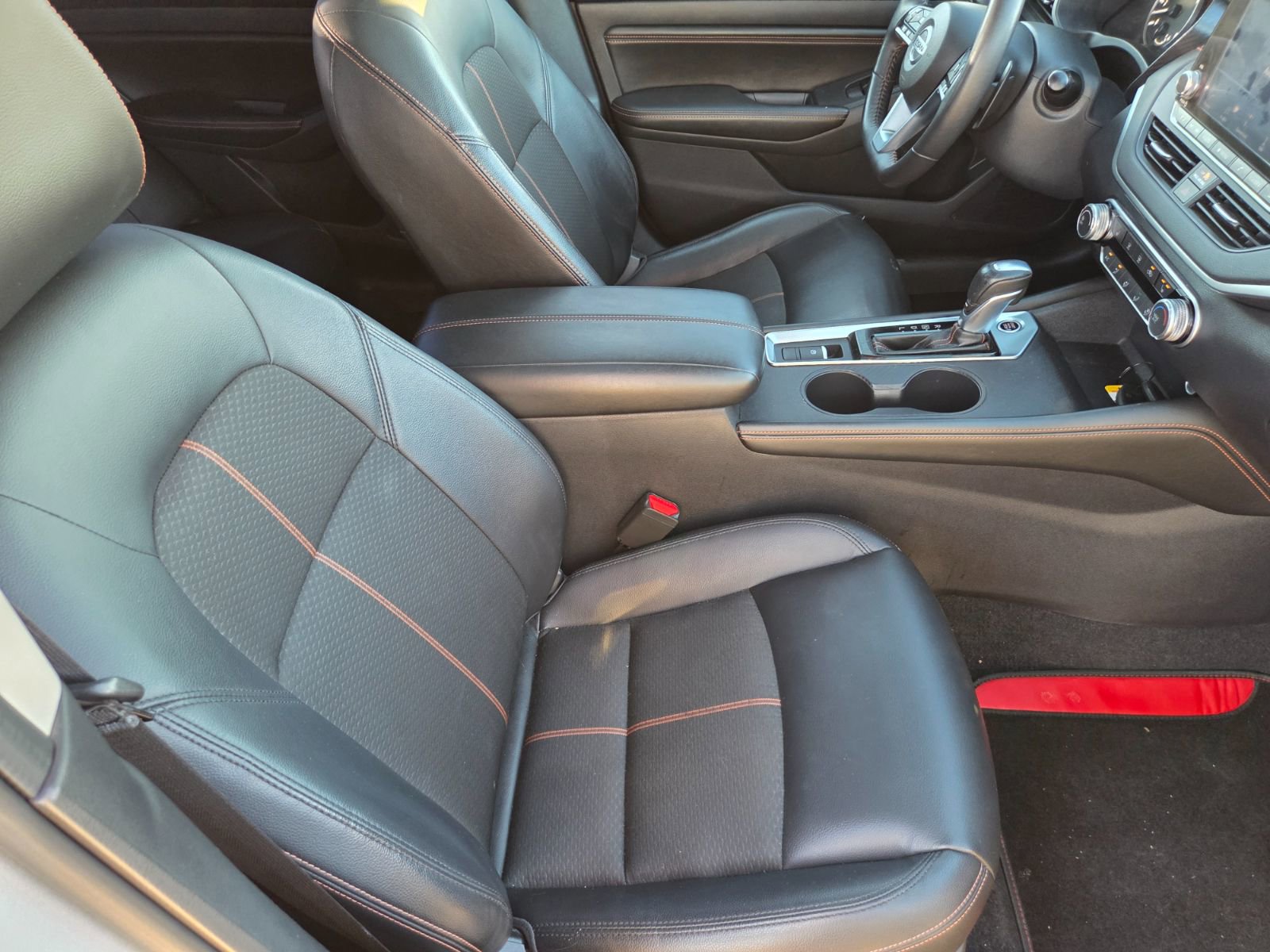 Used 2019 Nissan Altima 2.5 SR w/ SR Premium Package image 15