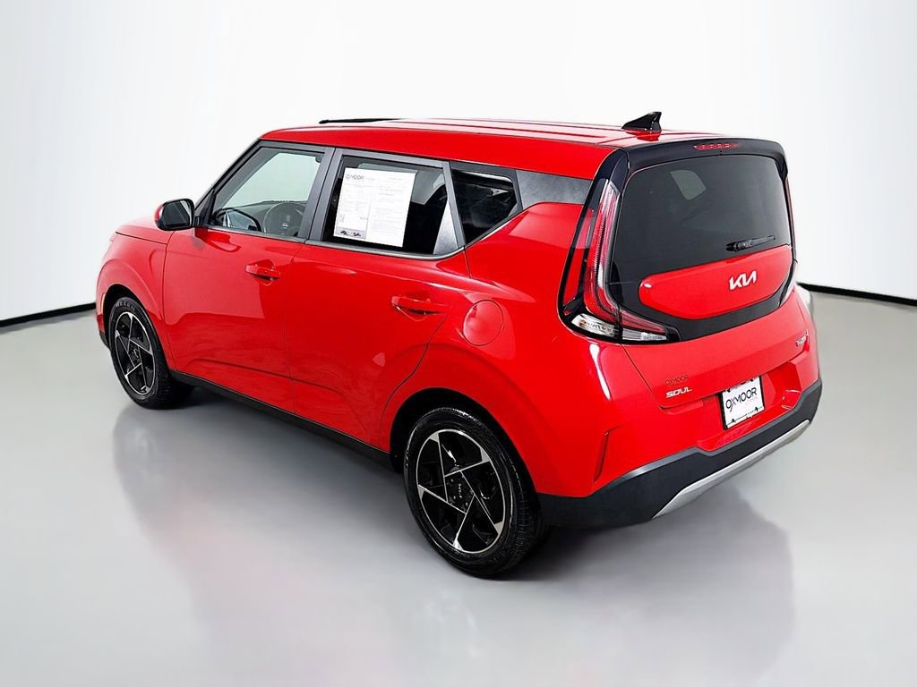 Used 2023 Kia Soul EX image 5
