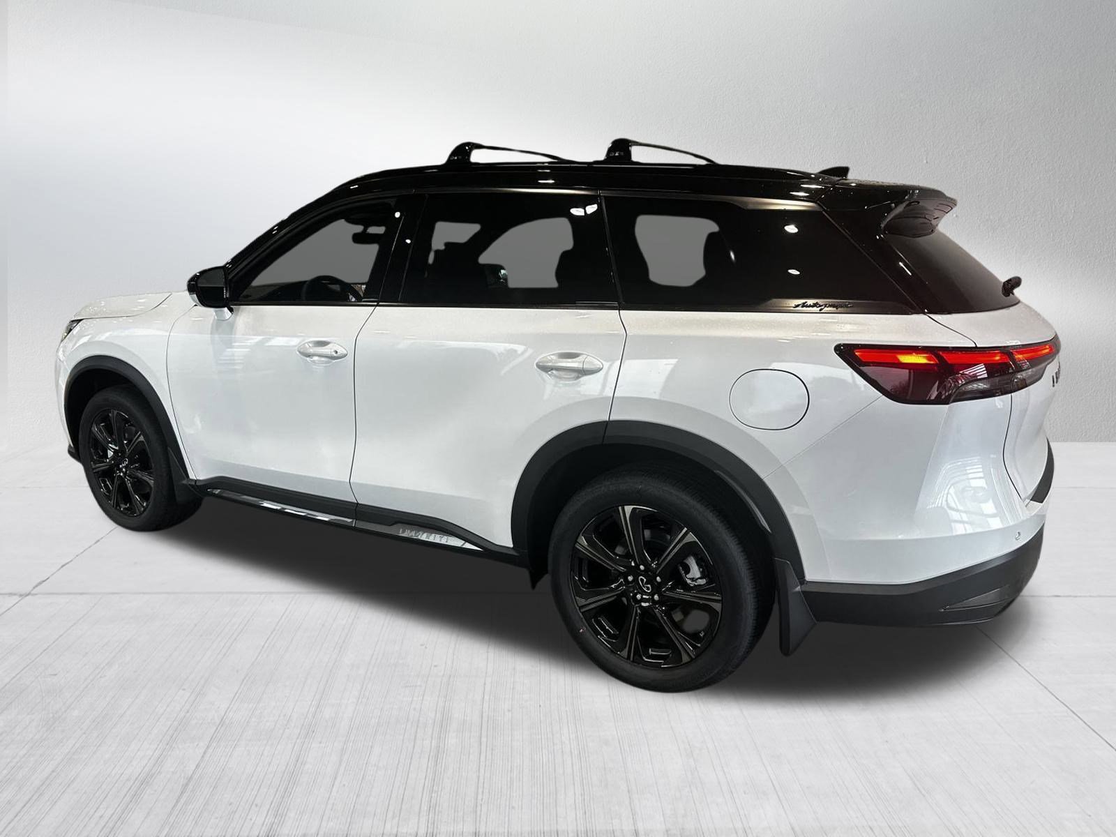 New 2026 INFINITI QX60 Autograph w/ Dark Cargo Package image 3