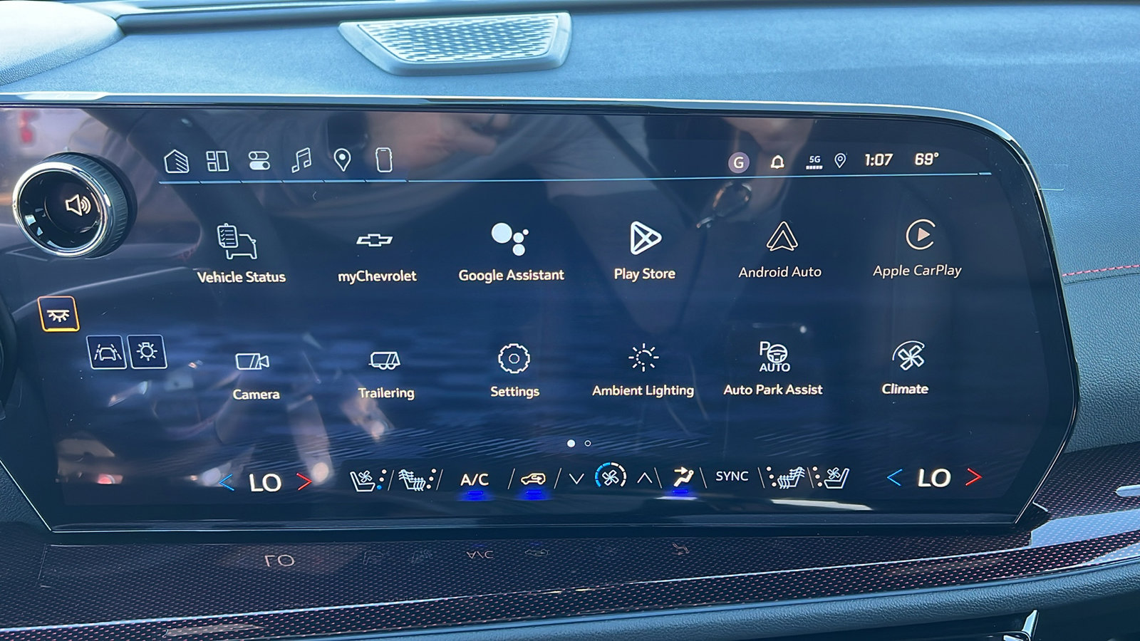 New 2026 Chevrolet Traverse RS w/ LPO, Floor Liner Package image 25