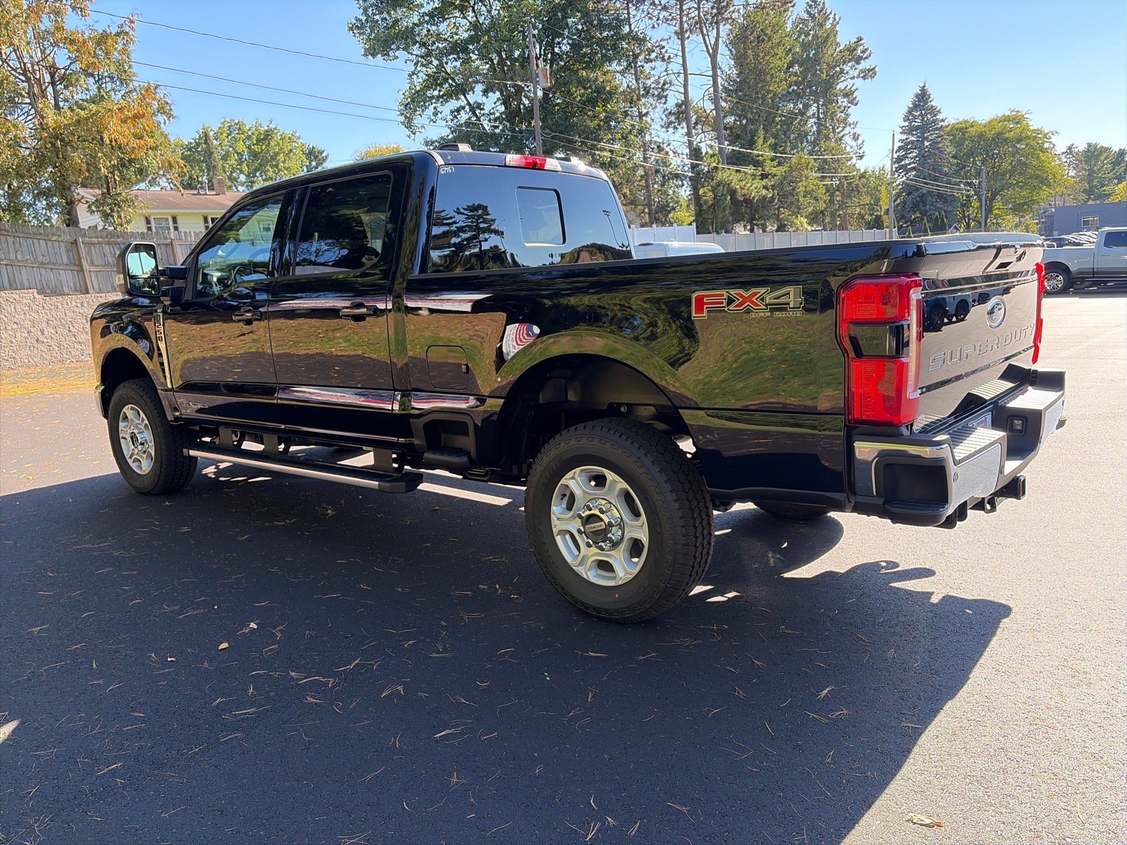 New 2026 Ford F250 XLT w/ XLT Premium Package AWD/4WD image 4
