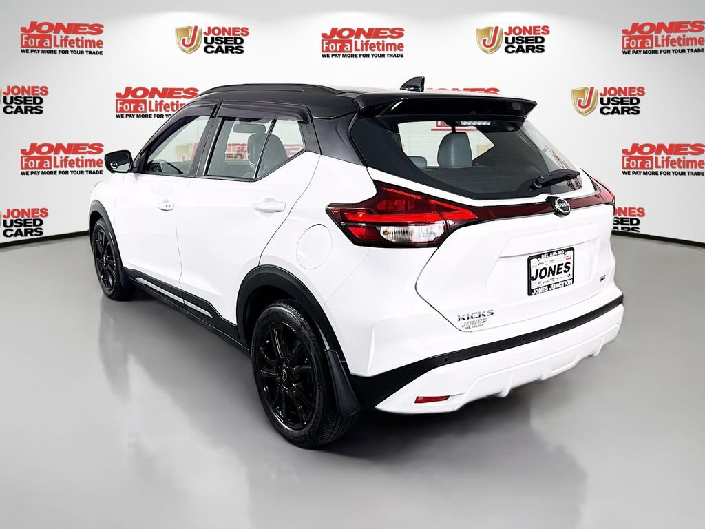 Certified 2023 Nissan Kicks SR w/ SR Premium Package FWD image 2