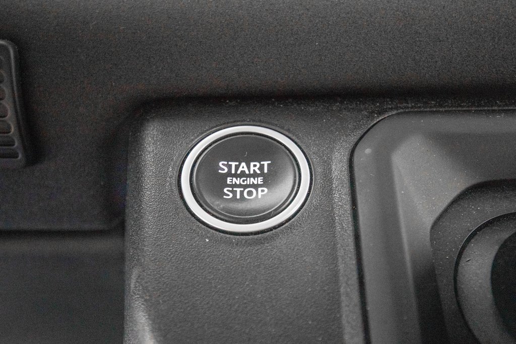 Used 2020 Land Rover Defender 110 SE image 24