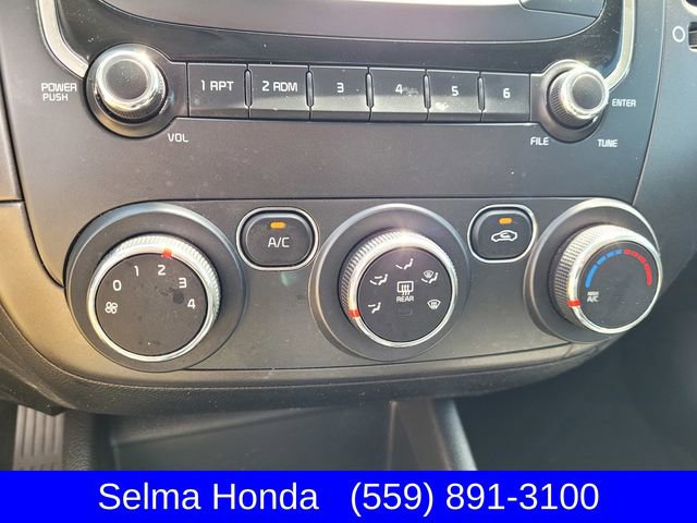 Used 2017 Kia Forte LX FWD image 18