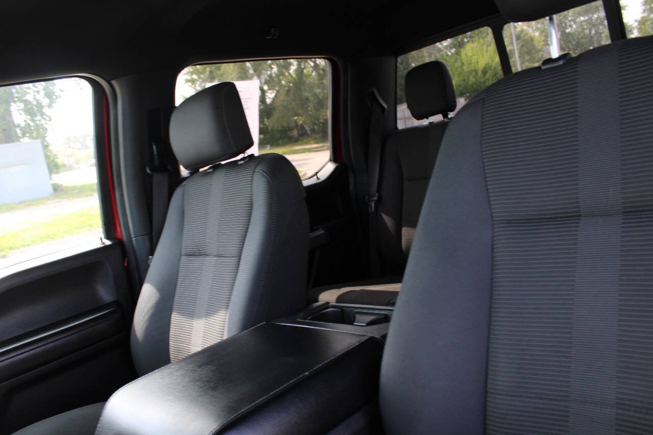 Used 2016 Ford F150 XLT w/ Equipment Group 302A Luxury AWD/4WD image 20