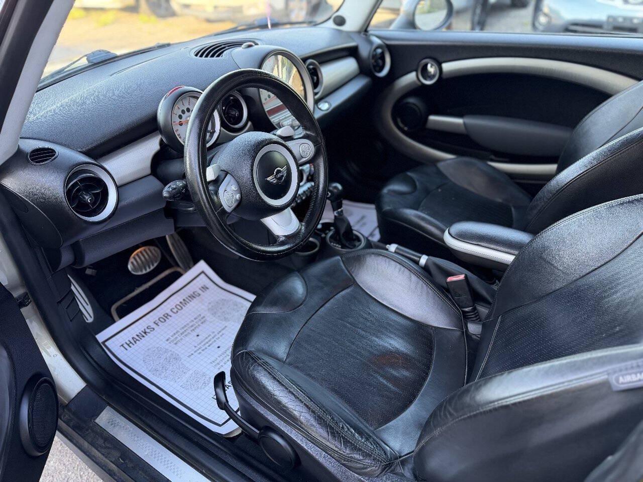 Used 2009 MINI Cooper S FWD image 10