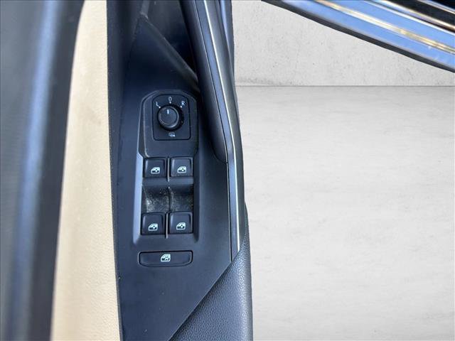 Used 2020 Volkswagen Jetta SE FWD image 11