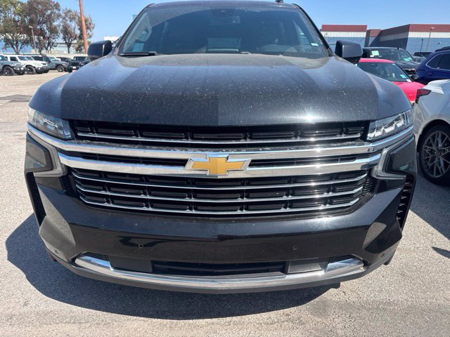 Used 2023 Chevrolet Suburban LT AWD/4WD image 2