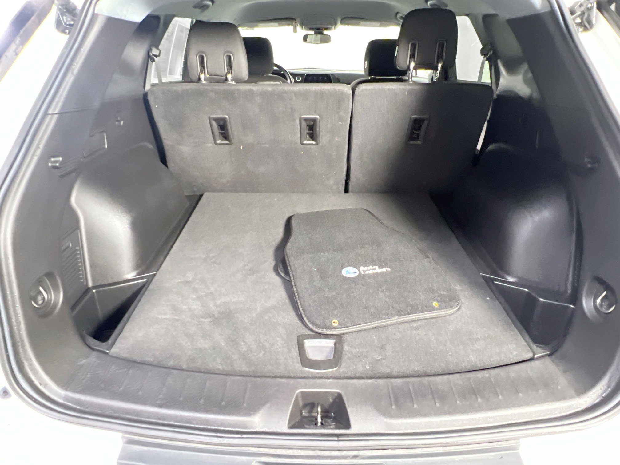 Used 2019 Chevrolet Blazer LT image 24