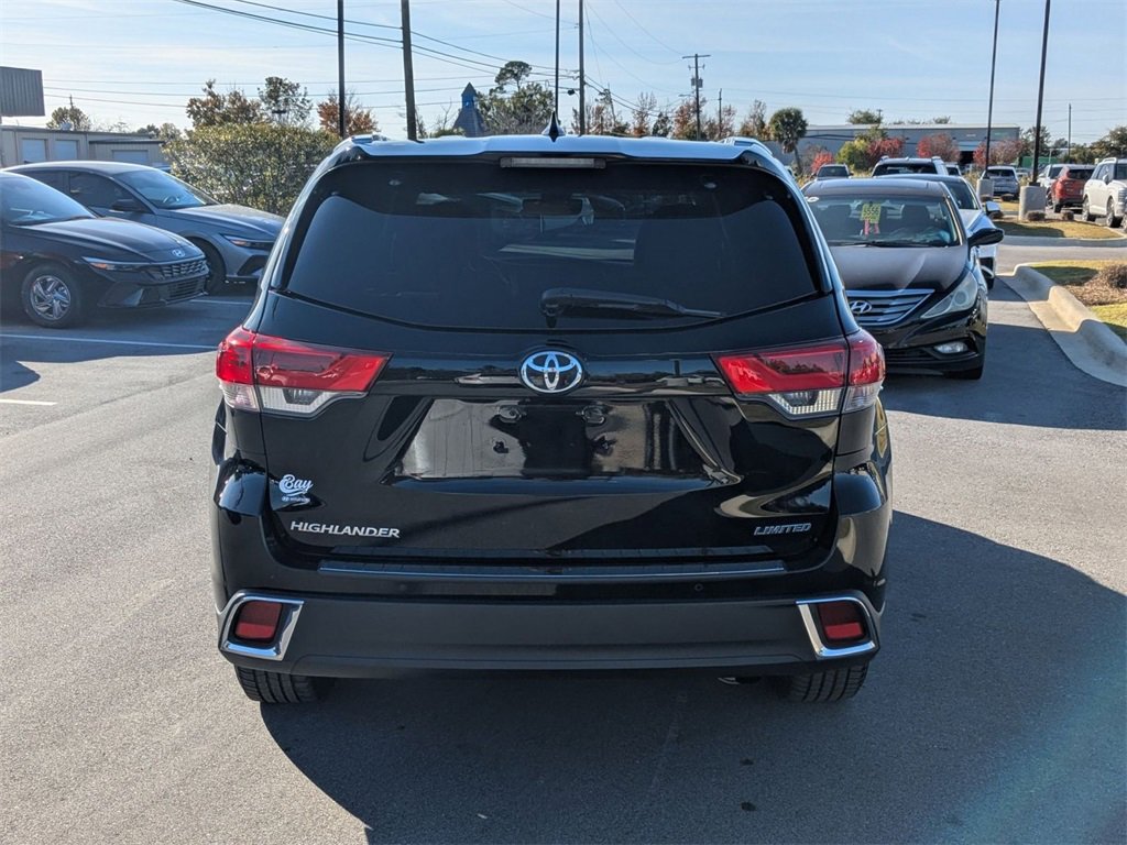 Used 2018 Toyota Highlander Limited Platinum image 7