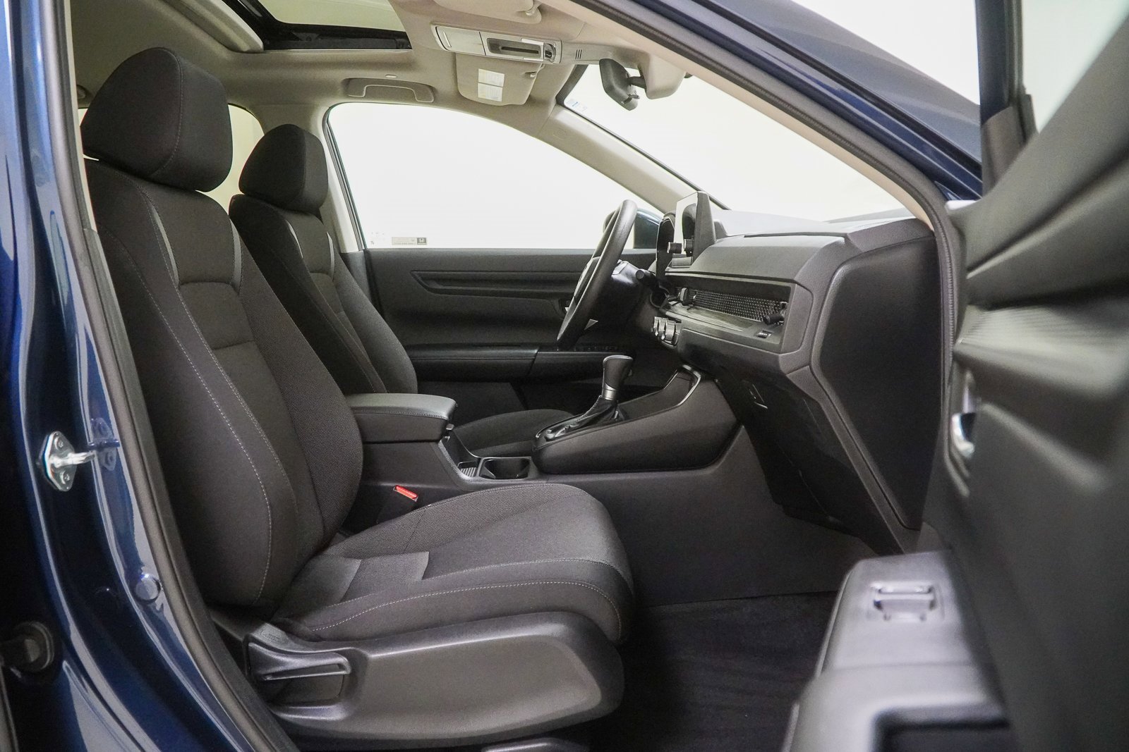 Certified 2025 Honda CR-V EX image 33