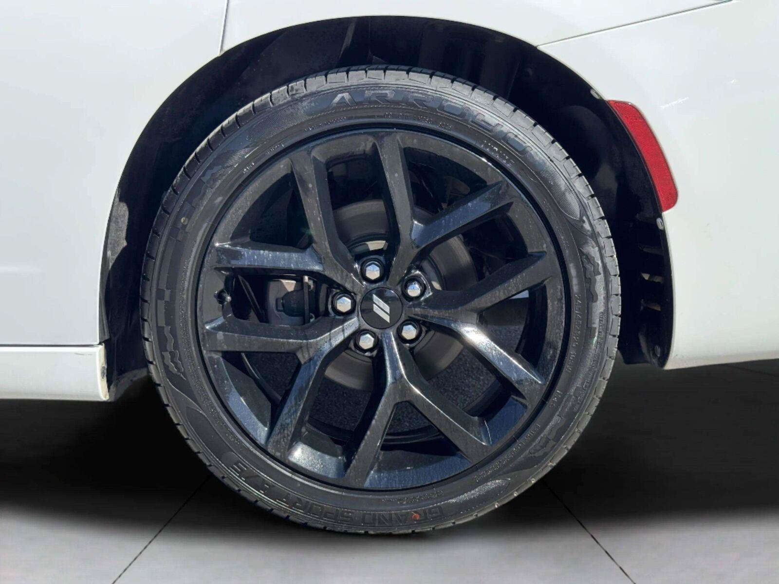 Used 2019 Dodge Charger SXT w/ Blacktop Package RWD image 56