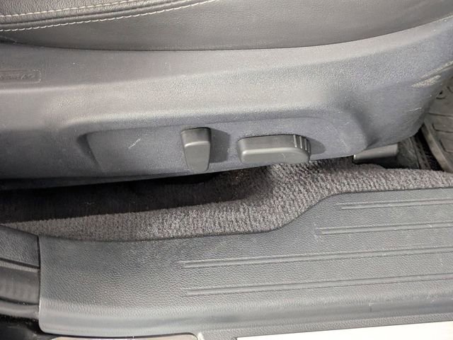 Used 2017 Subaru Legacy 3.6R Limited image 38