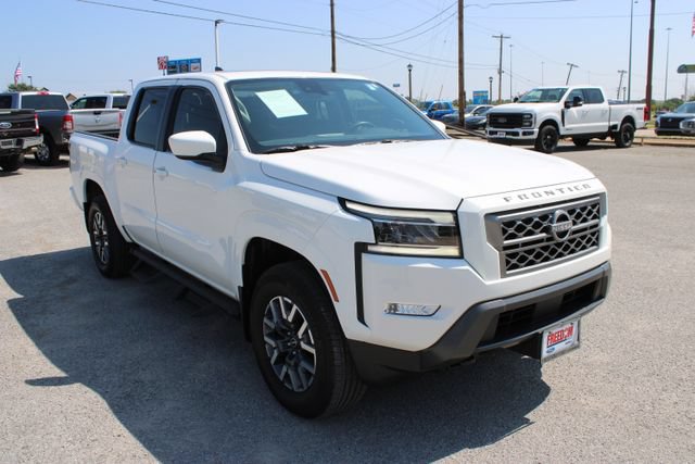 Used 2024 Nissan Frontier SL AWD/4WD image 3
